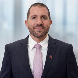 美联储理事沃勒强调央行的公众责任