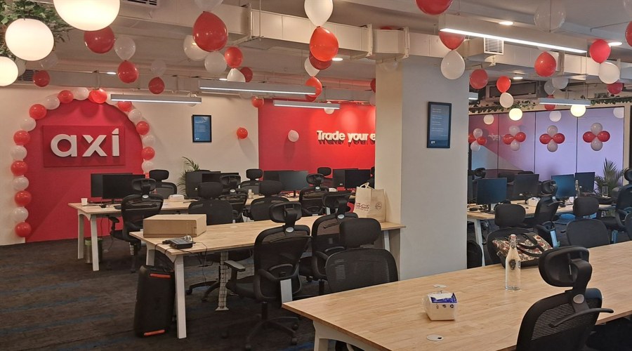 路透调查:美国关税政策动荡加大北美三国经济衰退风险